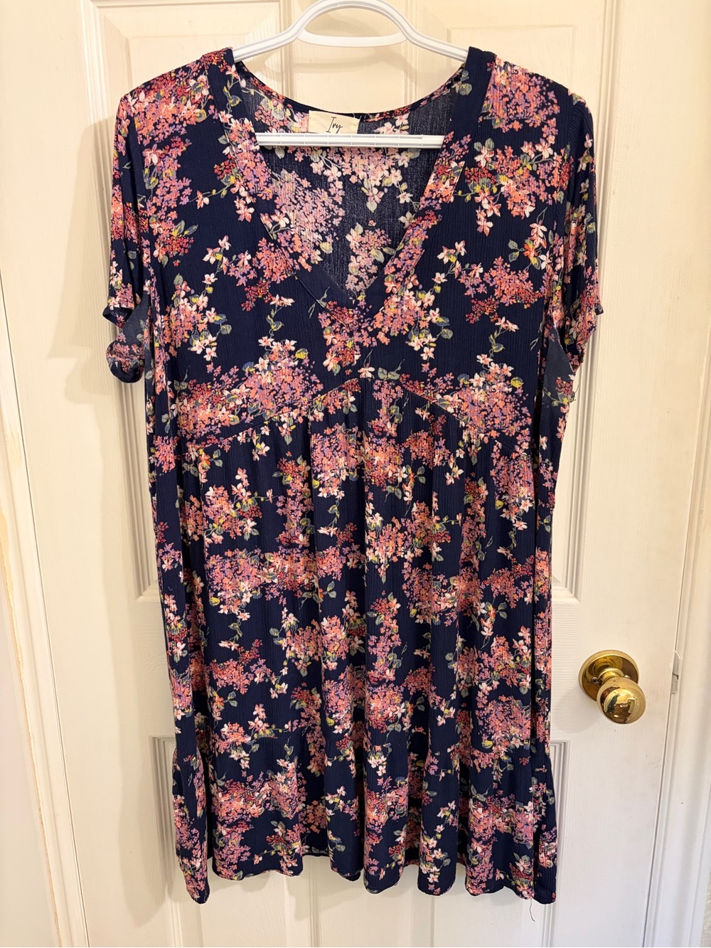 🍃2/$30🍃 Navy Floral V-Neck Mini Swing Dress
